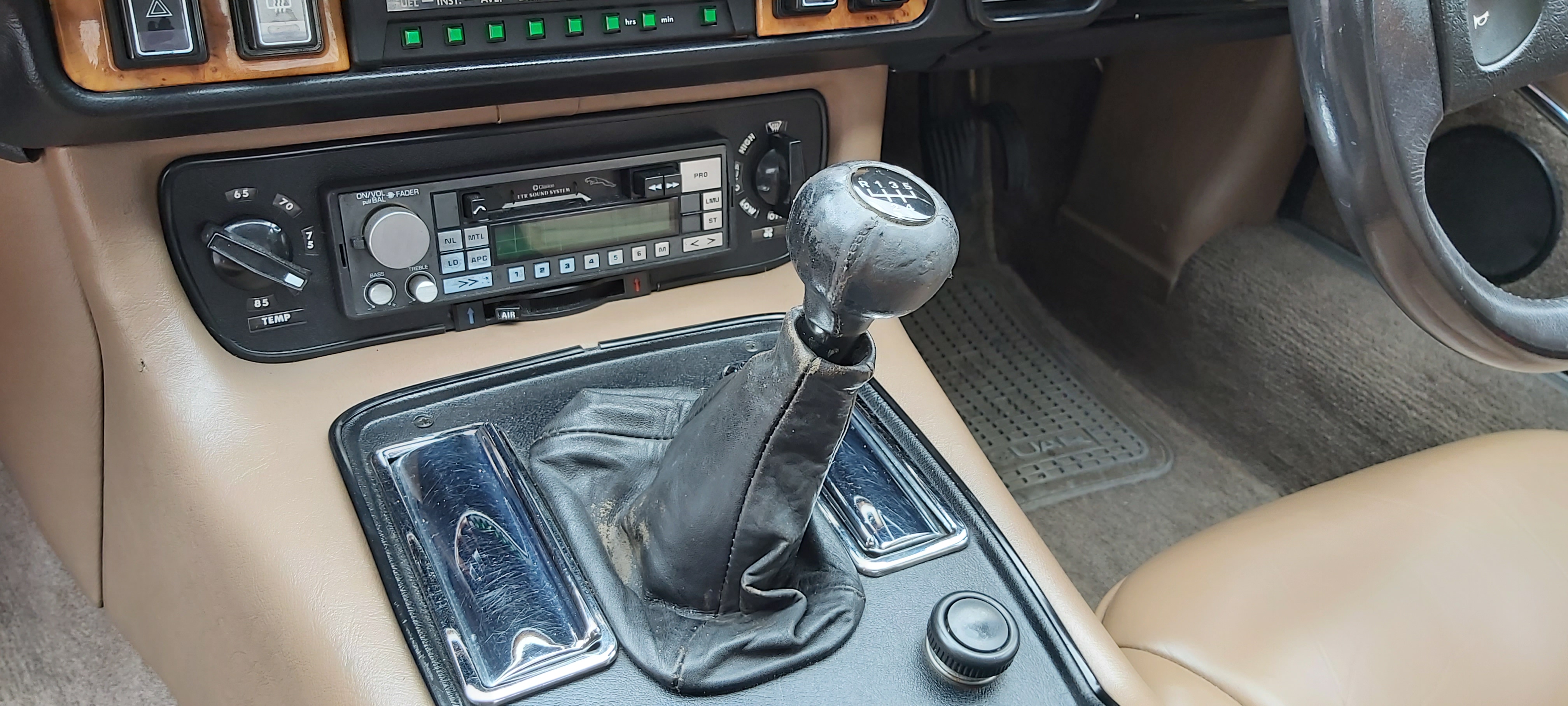 5 12