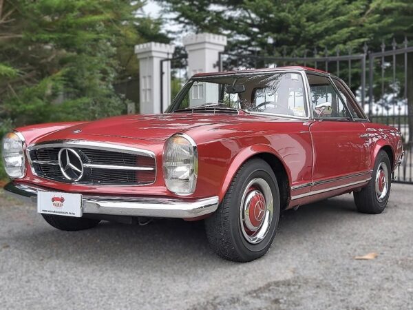1964 Mercedes 230SL Pagoda