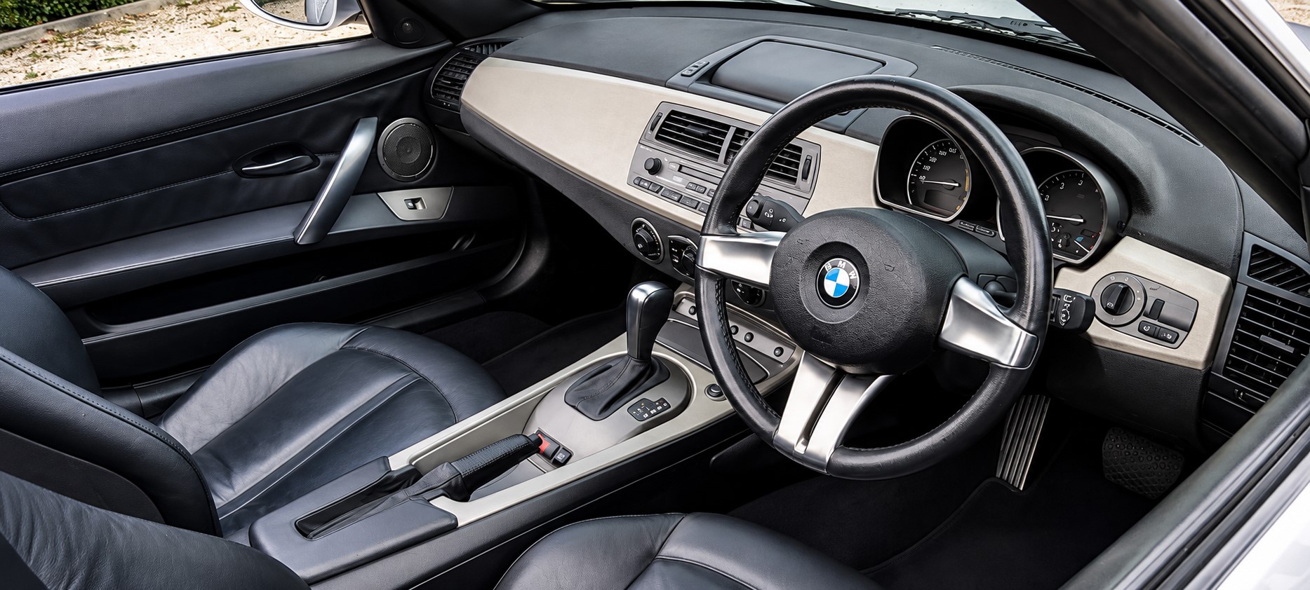 Waimak Classic Cars 2003 BMW Z4 04
