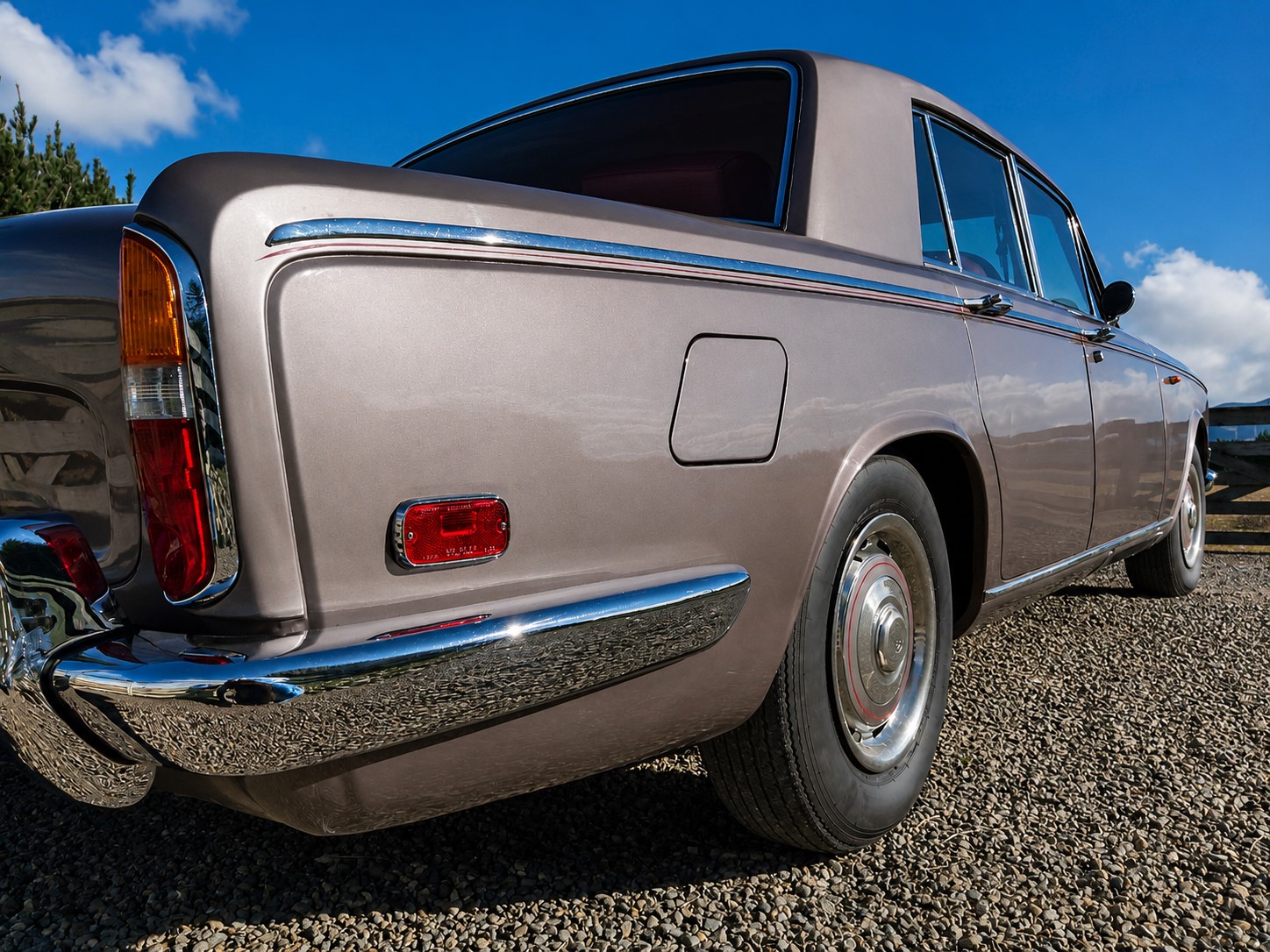 Waimak Classic cars 1975 RR Silver Shadow 17