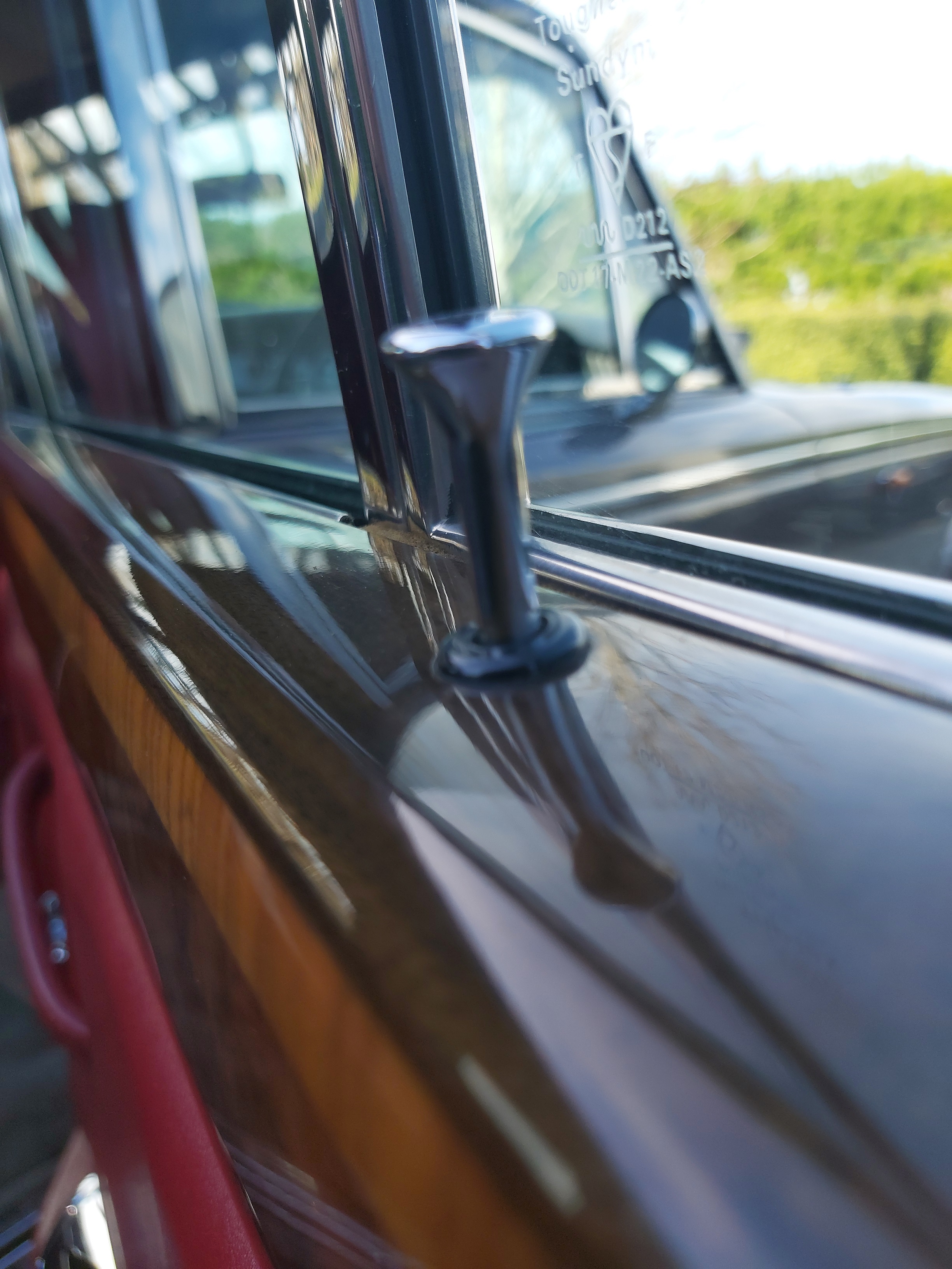 Waimak Classic cars 1975 RR Silver Shadow 30