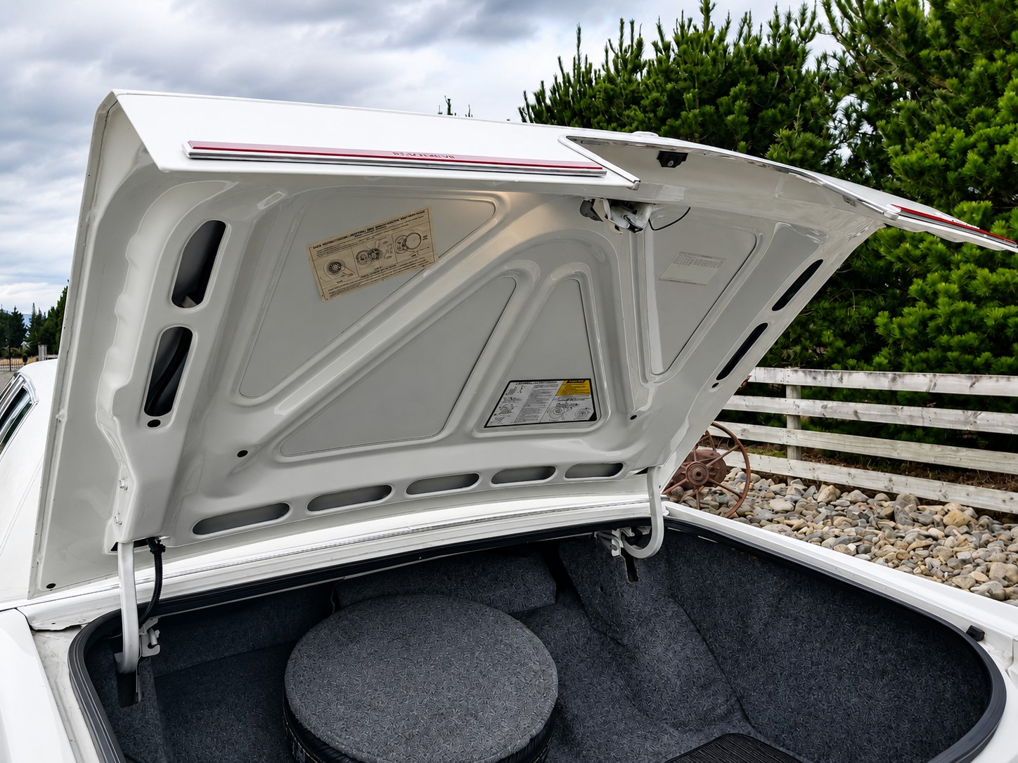 Waimak caddy Brougham 08