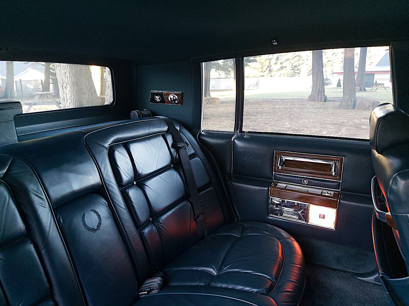 waimak Classic Cars 1987 Cadillac Brougham 17