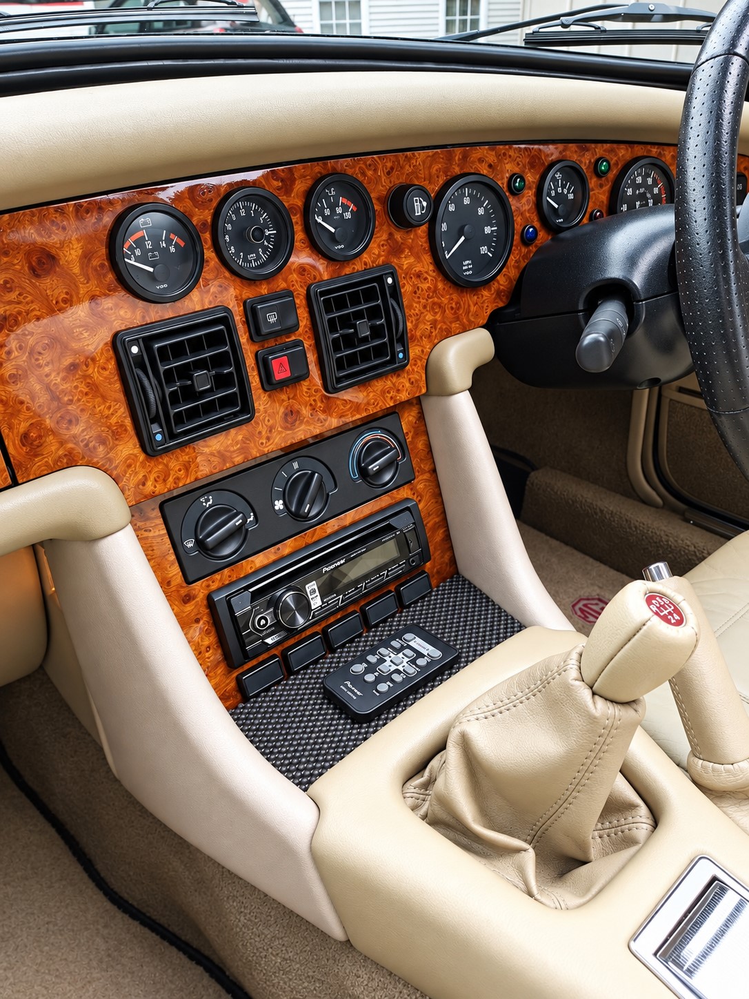011 2