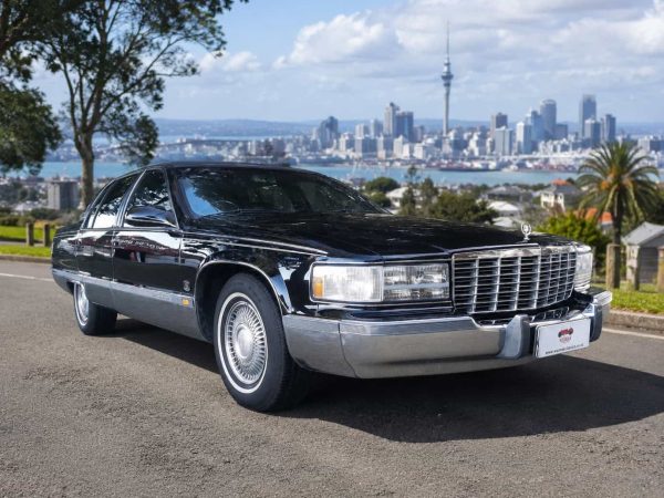 1996 Cadillac Fleetwood Connoisseur